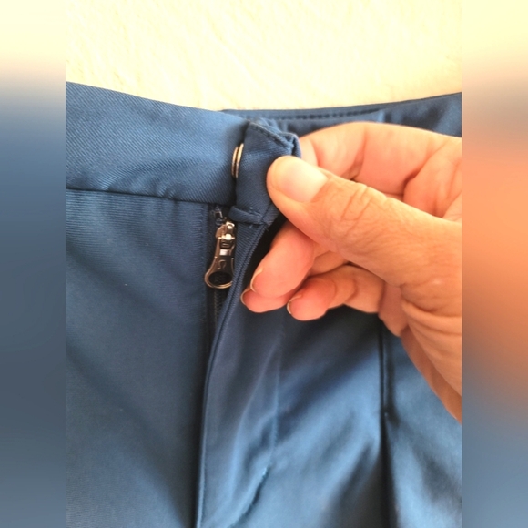 Lululemon, Long Story Short, Poseidon, Size 4 - Picture 12 of 14
